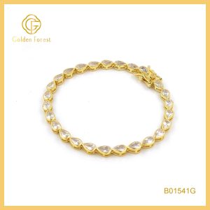 Gold  Plated Teardrop Shaped Zircon Bracelet Glamorous Style for Fashion Conscious Women