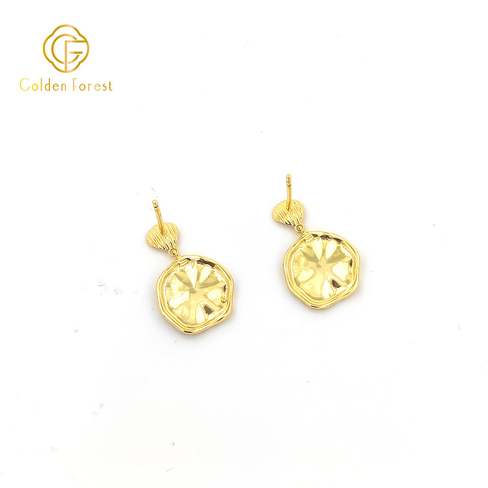 Statement Gold Fan - Shaped Dangle Earrings - Image 3