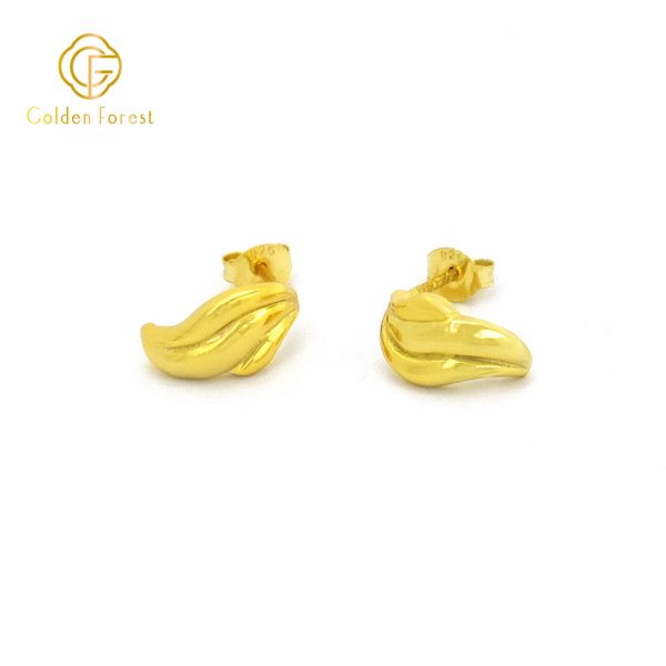 Fluid Gold Wave Huggie Hoops - Curved Design for Hypoallergenic - Image 4