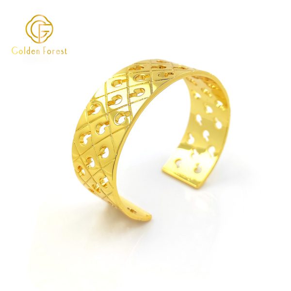 Golden Plated Hollow Grid - Patterned Vintage Wide Bangle for Women - Image 2