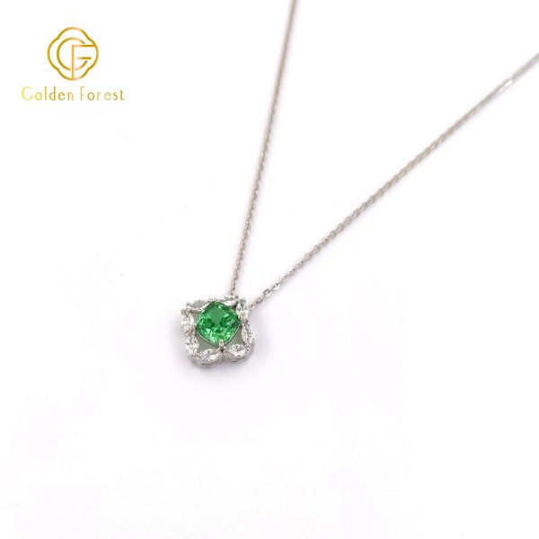 925 Silver Hollow Clover Green Center Stone Pendant Necklace - Image 3