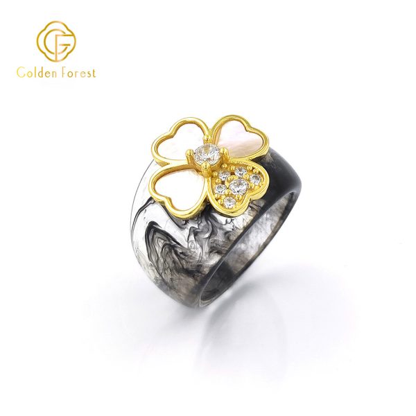 Lucky Four-Leaf Clover Resin Rings with Sparkling CZ Stones - Image 7