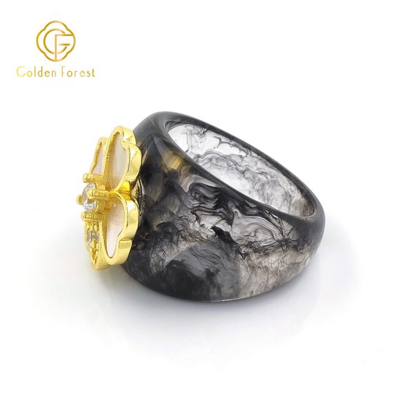 Lucky Four-Leaf Clover Resin Rings with Sparkling CZ Stones - Image 6