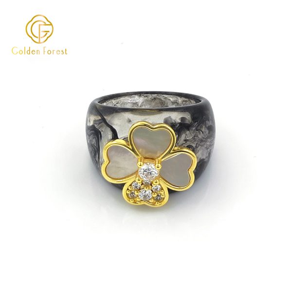 Lucky Four-Leaf Clover Resin Rings with Sparkling CZ Stones - Image 5