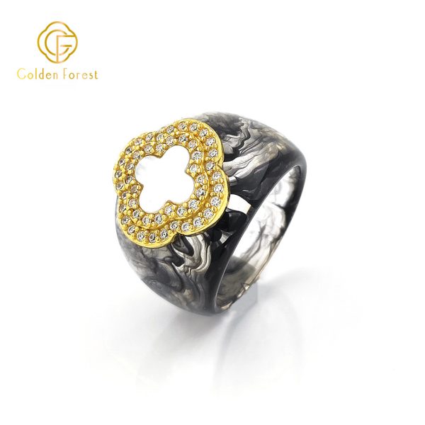 MOP Clover Resin Rings Statement Hypoallergenic Jewelry - Image 6