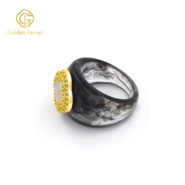 MOP Clover Resin Rings Statement Hypoallergenic Jewelry - Image 7