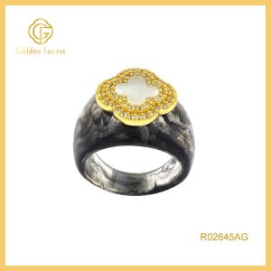 MOP Clover Resin Rings Statement Hypoallergenic Jewelry