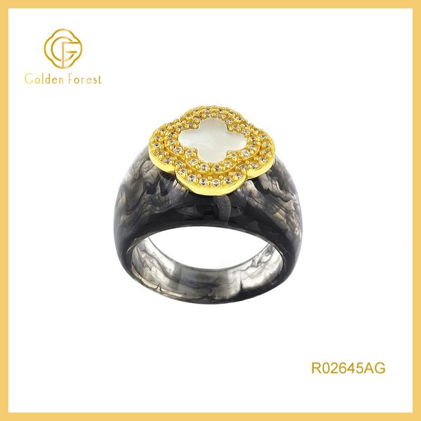 MOP Clover Resin Rings Statement Hypoallergenic Jewelry