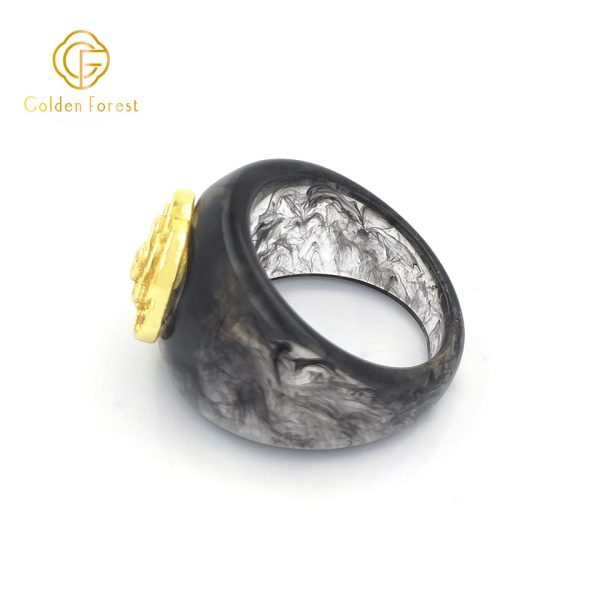 Mystic Gold Tone Flower Resin Rings with Vintage Design - Image 5